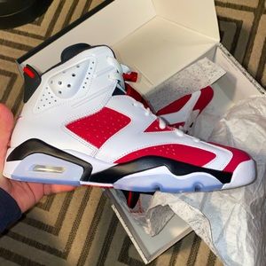 AIR JORDAN 6 RETRO OG 'CARMINE' 2021